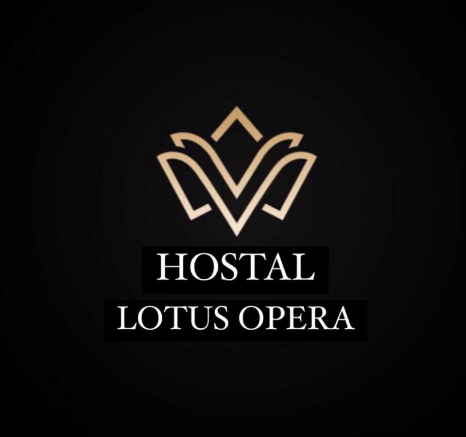 Lotus Opera House Hotel Madrid Luaran gambar