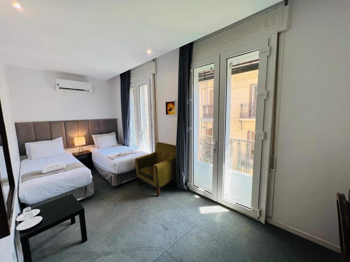 Casa Navid Hotel Madrid Luaran gambar
