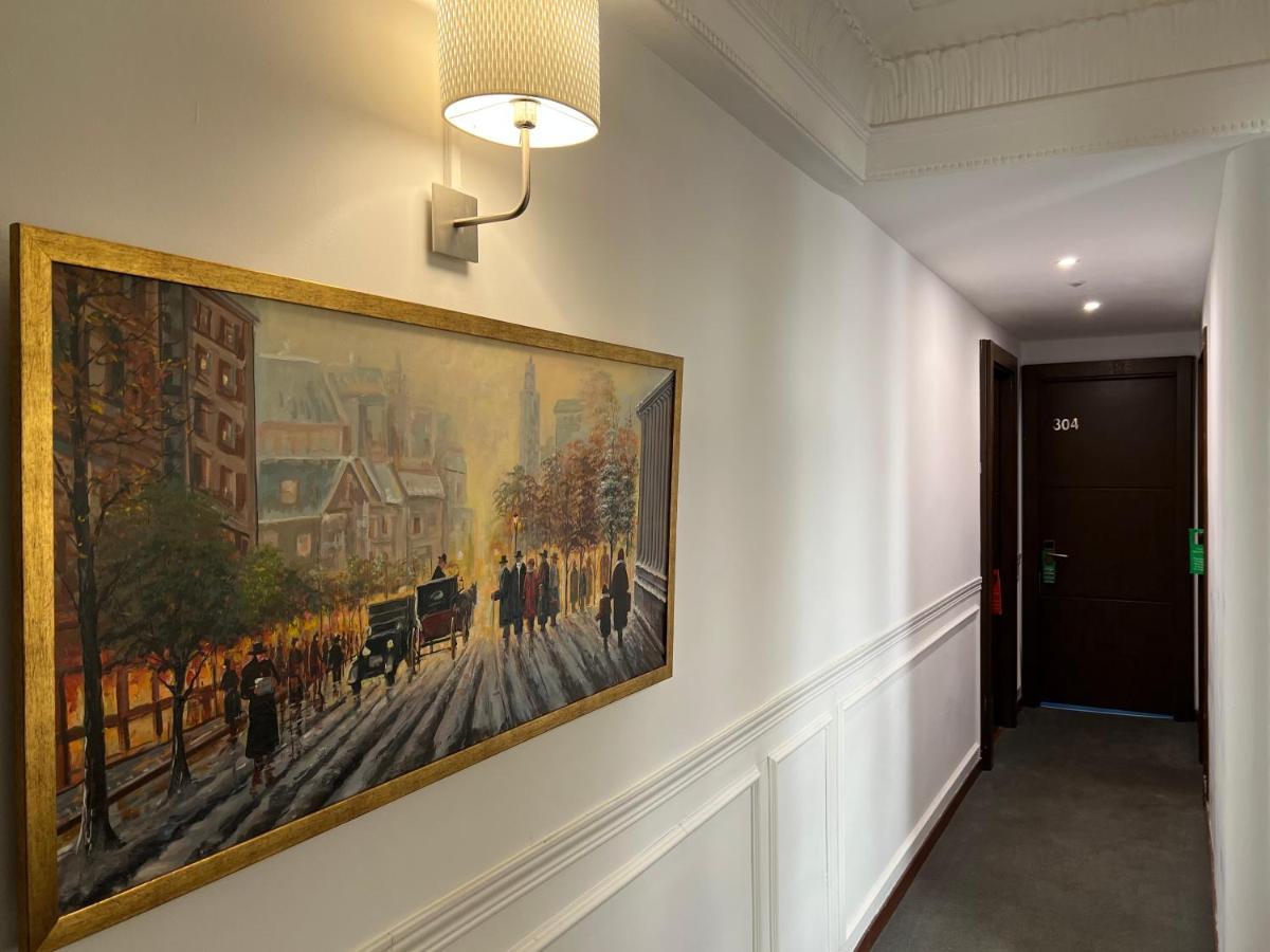 Casa Navid Hotel Madrid Luaran gambar